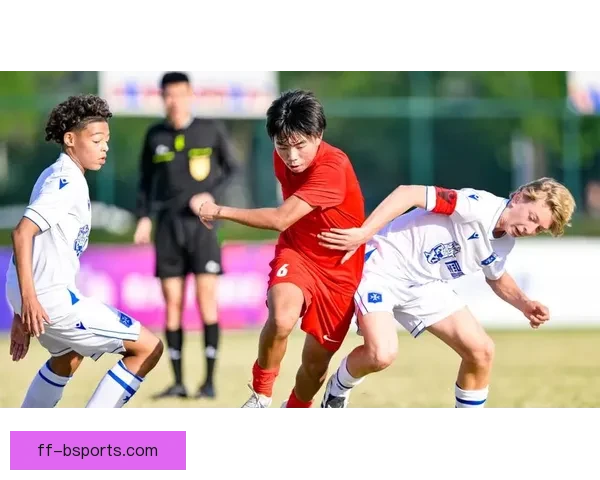 扎卡里亚法甲主场头球破门力助球队赢得关键胜利